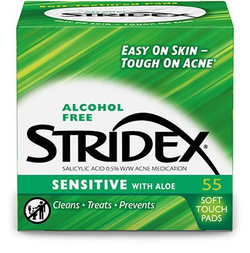 Stridex Sensitive pad’s formula contains 0.5% salicylic acid and skin soothers, including aloe, to gently clean your skin.